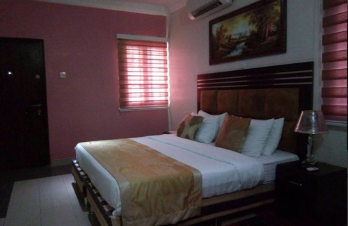 Maitama Hotel | Crown Apartments Extended Stay Suites