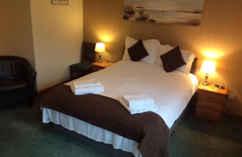 Saint Erth Praze Bed & Breakfast | Crown House & Lodges B&B