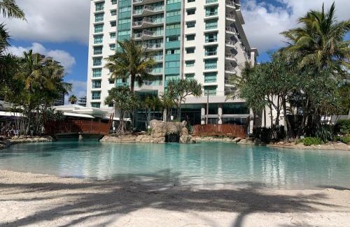 Surfers Paradise Apartment | Crown Towers - Private Apartment