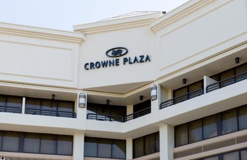 Highlands - Perkins Hotel | Crowne Plaza Executive Center Baton Rouge by IHG