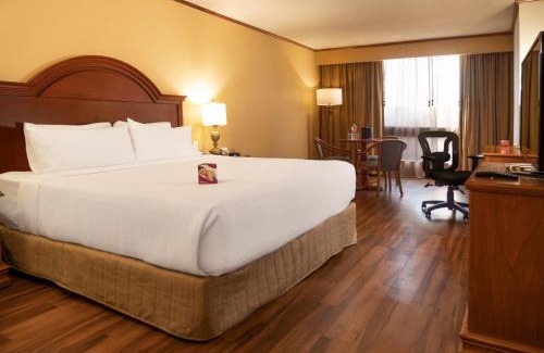 Monterrey Centro Hotel | Crowne Plaza Hotel Monterrey by IHG