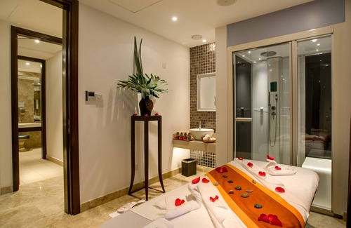 Embakasi Hotel | Crowne Plaza Nairobi Airport by IHG