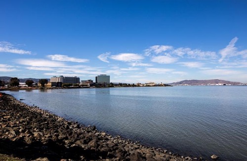Burlingame Hotel | Crowne Plaza San Francisco Airport