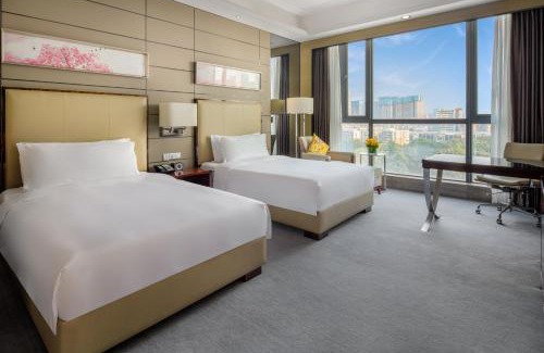 Longgang Hotel | Crowne Plaza Shenzhen Longgang City Centre by IHG