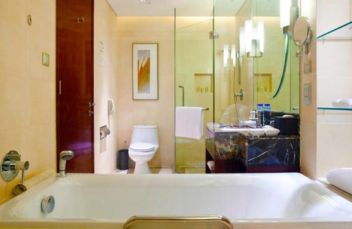 Xiaolan Hotel | Crowne Plaza Zhongshan Xiaolan, an IHG Hotel