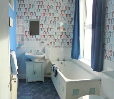 Bridlington Apartment | Crows Nest - Marina Holiday Apartments