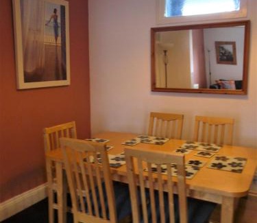 Bridlington Apartment | Crows Nest - Marina Holiday Apartments