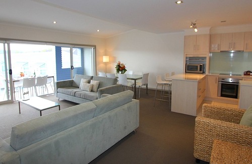 Whitianga Apartment | Crowsnest Apartments