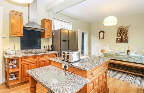 North Walsham Cottage | CROYLANDS, pet friendly, character holiday cottage in North Walsham