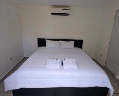 Reparto Ibarra Hotel | Cruce Caribeña