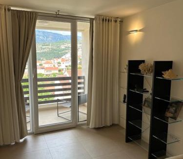 Lapad Apartment | Cruise Ship Bridge View Apartment Luka