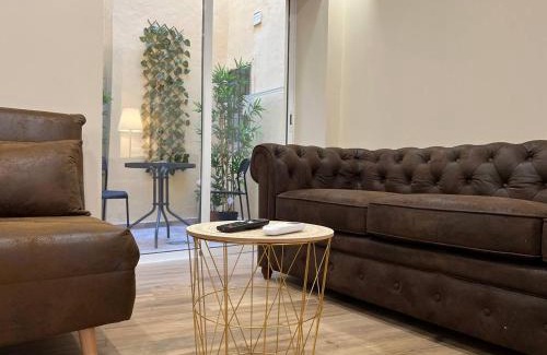 Lagunillas Apartment | Cruz Verde Suite Málaga 3 rooms+3 bathrooms