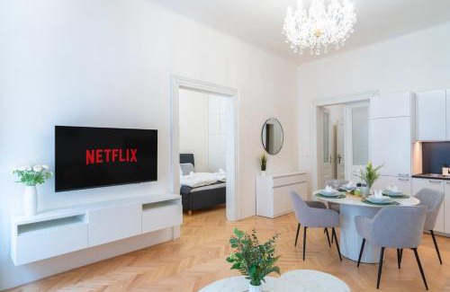 Nove Mesto Apartment | Crystal Apartment in Center of Prague
