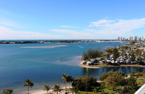 Labrador Apartment | Crystal Bay on the Broadwater