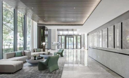 Minhang Hotel | Crystal Orange Hotel Shanghai Hongqiao Hub Railway Station