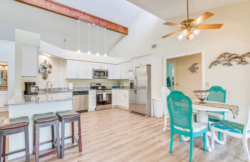 Dixie Shores House | Crystal River Home: Water Views & Boat Dock!