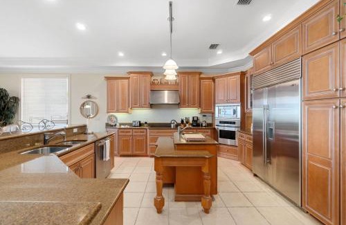 Bonita Springs House | Crystal Seashore, Gorgeous 4 Bed, 5 Bath Beachfront Family Pool House