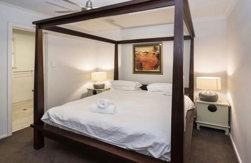 Quindalup House | Crystal Shores