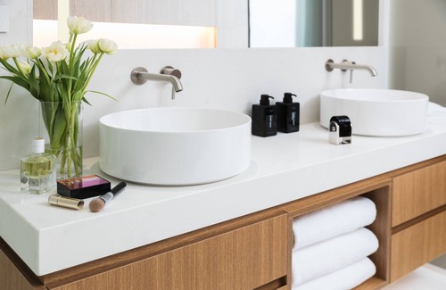 Cairns Central Business District Hotel | Crystalbrook Riley