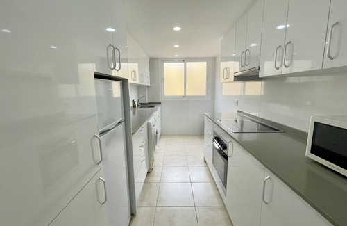 Sitio de Calahonda Apartment | CS214 Spacious 3-bedroom, 2-bathroom apartment in Doña Lola, Calahonda, between Fuengirola and Marbella