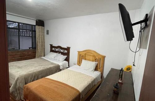 Ayacucho House | Cuarto A en La Warida House