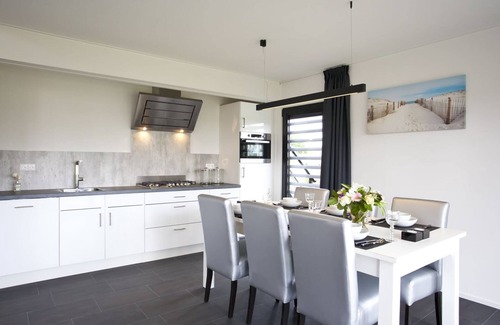 Nijkerk House | Cube Elite 6 by Interhome