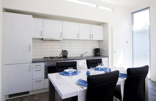 Velsen-Zuid House | Cube Exclusif 4 by Interhome