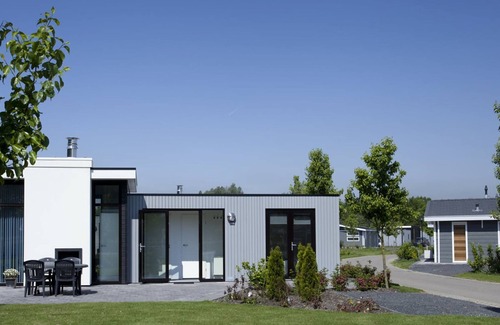 Velsen-Zuid House | Cube Exclusif 4 by Interhome