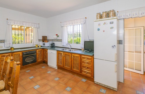 Alhaurin de la Torre Cottage | Cubo's Casa Rural La Aldaba/air conditioning/free wifi/BBQ