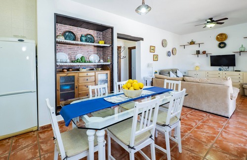 Alhaurin de la Torre Cottage | Cubo's Casa Rural La Viña Angulo/Private pool/wifi/air conditioning/parking/private garden
