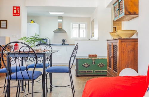 Alhaurin de la Torre Ski Chalet | Cubo's Cortijos del Sol Mayoral House/community pool/terrace/free wifi