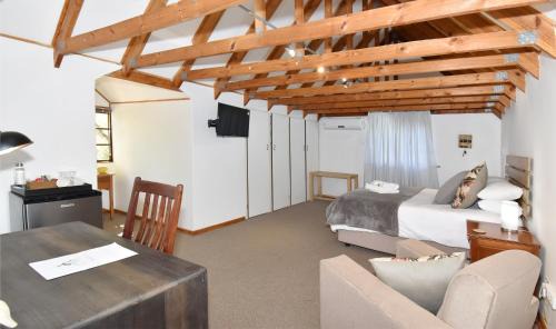 Makhado House | Cuckoos Nest Guest House