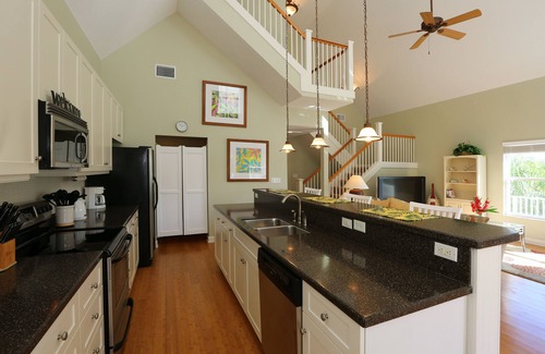 Holmes Beach House | Cuddlefish Cove: Heated Pool, rooftop deck, gorgeous views!