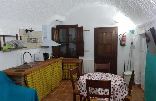 Benalua de Guadix House | Cuevas La Chumbera