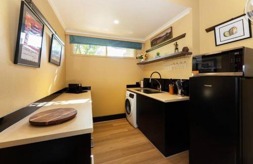 East Albury Apartment | Cullalo ArtHouse