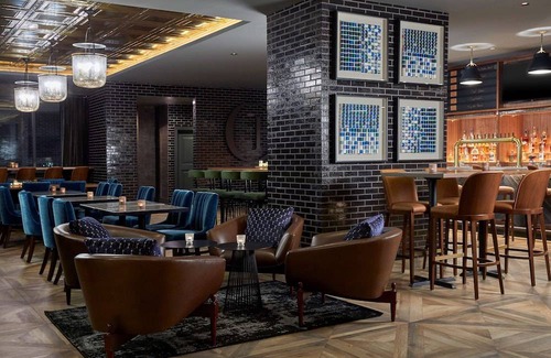 Fort Sanders Hotel | Cumberland House Knoxville, Tapestry Collection by Hilton