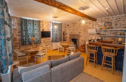 Ayvalik Hotel | Cundalis1893