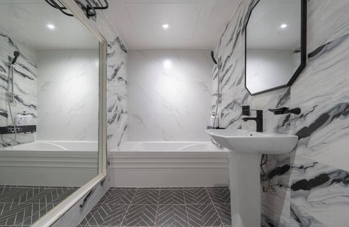 Songman Hotel | CURVE HOTEL IKSAN