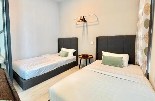 Downtown Kota Kinabalu Apartment | CUSH @ Jesselton Quay Seaview