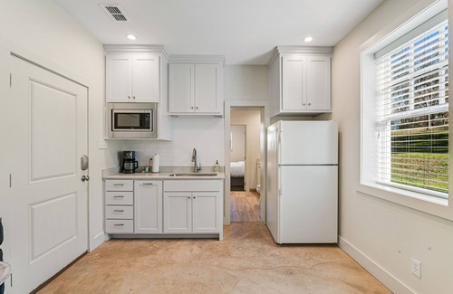 Arp House | Custom barn suite shared pool, firepit, Ping-Pong & golf cart rental option