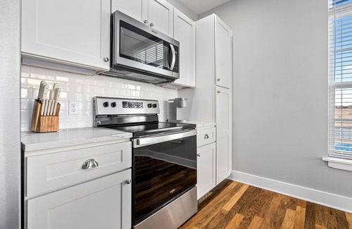 Auburn Apartment | Custom Suite over Target - Downtown AU 209