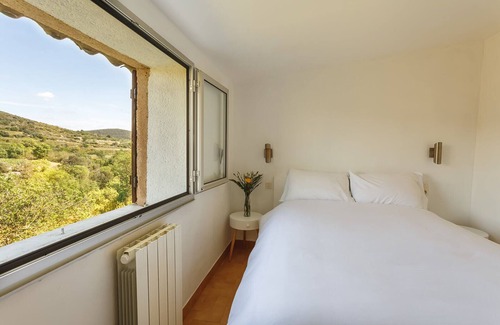 Gabian House | Cute Medieval Gabian Hideaway Gite with River and Vineyard Views