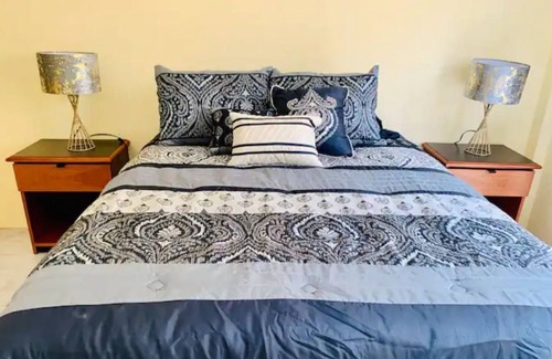 Lomas de Valle Verde Apartment | Cute one bedroom rental with garage parking!