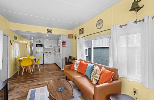 Rockaway Beach House | Cute Pet Friendly Home With Firepit