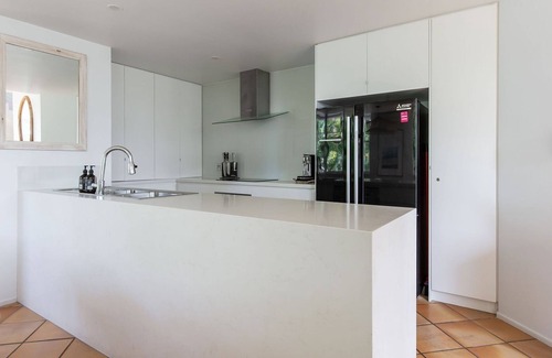 Noosa Heads Villa | CUVEE - Beach, views, relax in style
