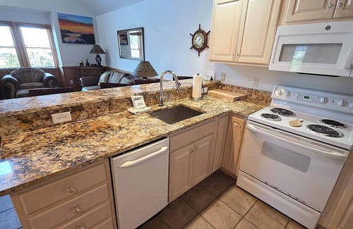 Ocracoke Villa | CV8A: Crow's Nest A -2nd floor 1BR villa, spacious living area.