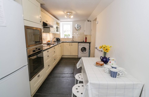 Borth-y-Gest Cottage | Cwrt Yr Harbwr