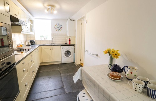 Borth-y-Gest Cottage | Cwrt Yr Harbwr