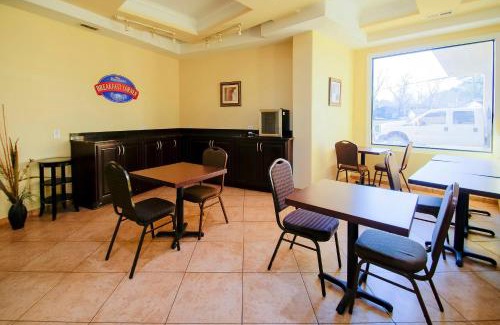 Chocowinity Hotel | Cypress Inn & Suites Washington by OYO