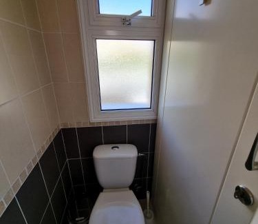 Polis House | Cyprus 2 beds ensuite pool patios wifi parkin